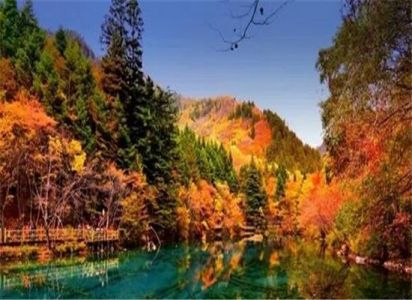 十月一适合去哪旅游，十月适合去哪旅游境外？
