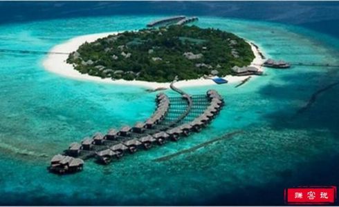 马尔代夫前十坑人岛，马尔代夫和三亚哪个好玩？