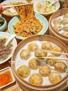 上海必吃的美食排名，上海值得吃的美食？