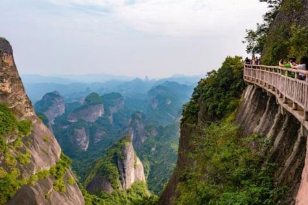 湖南旅游必去景点？湖南旅游必去景点推荐一下？