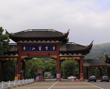 雪窦山风景区攻略，雪窦山风景区游览路线