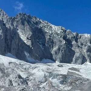 丽江玉龙雪山简介，丽江玉龙雪山简介 百度百科？