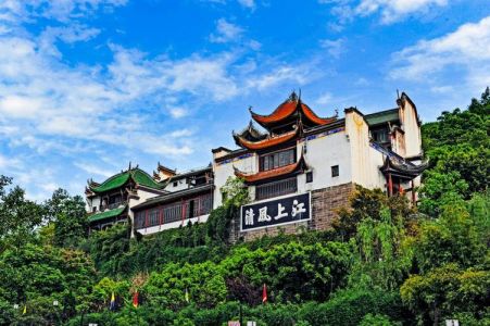 兴文石海洞乡旅游区，兴文石海洞乡旅游区山门北停车场？