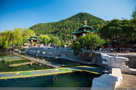 华清池旅游景点介绍，华清池旅游景点介绍视频？