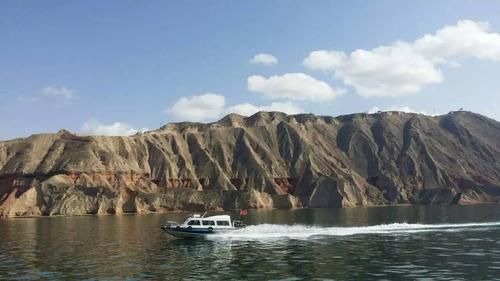 刘家峡旅游景点介绍？刘家峡旅游景点介绍和旅游线路坐船？