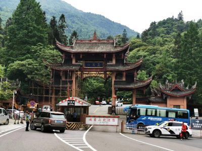 峨眉山上住宿攻略？峨眉山住宿攻略最新zi？