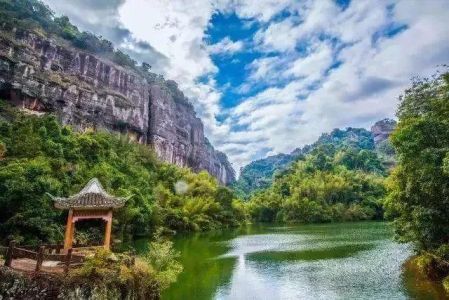 广州近郊自驾游一天？广州近郊自驾游一天免费景点？